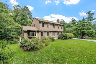 1 Birch Dr, Sterling, MA 01564