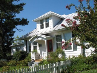 271 Doctors Creek Rd, New Point, VA 23125