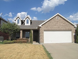 9429 Navarro St, Crowley, TX 76036