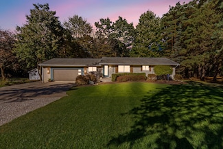 11151 Jonathan Ln, Bruce Township, MI 48065
