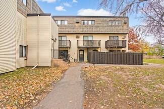 7188 72nd Ln N Unit 17, Brooklyn Park, MN 55428