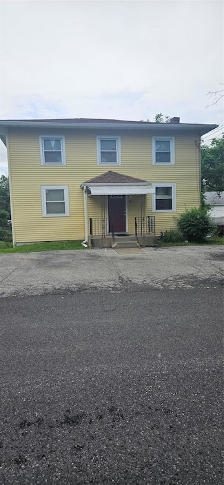 44 Church St, Marlboro, NY 12542