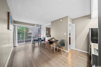 1459 Pele St Unit 206, Honolulu, HI 96813