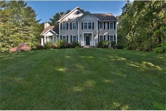 150 Orchard St, Byfield, MA 01922