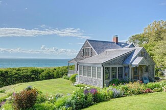 100 Beach Plum Ln, Chilmark, MA 02535