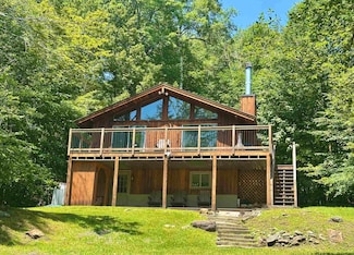 8 Lilla Ln, Wilmington, VT 05363