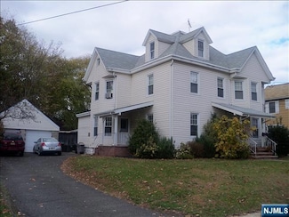 28 Washington Ave, Hawthorne, NJ 07506