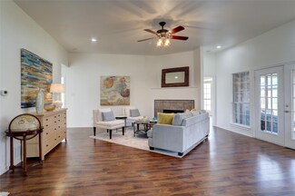 221 Watson Dr, Allen, TX 75002