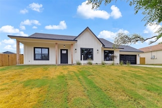 837 Birch Ln, Cottonwood Shores, TX 78657