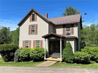 21 Curtis Rd, Ludlow, PA 16333