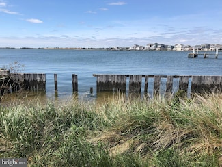 1110 S Green St, Tuckerton, NJ 08087