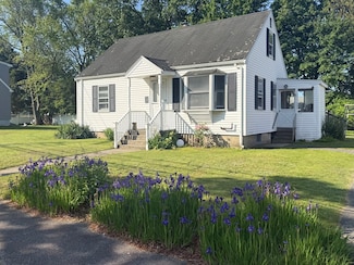 161 Gay St, Norwood, MA 02062
