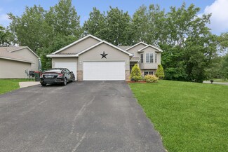 9769 Mill Trail Ln, Monticello, MN 55362
