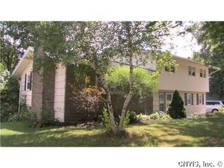205 Ardsley Dr, Syracuse, NY 13214