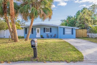 3152 Karen Ave, Largo, FL 33774