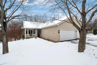2163 Overlook Dr, Minneapolis, MN 55431
