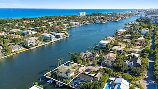 715 SE 8th St, Delray Beach, FL 33483