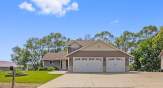 6445 Coryell Ct, Inver Grove Heights, MN 55076