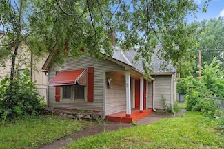 9 Jessamine Ave E, Saint Paul, MN 55117