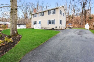 23 Flint Cir, Andover, MA 01810
