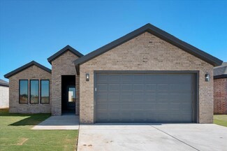 1310 Farmhouse Ave, Wolfforth, TX 79382