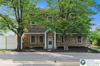 1674 Easton Rd, Hellertown, PA 18055