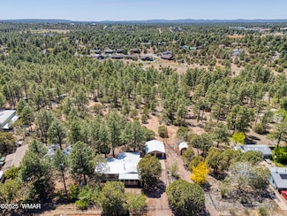640 S 8th St, Show Low, AZ 85901
