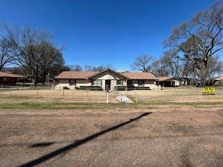 2319 N Wind Dr, Tool, TX 75143