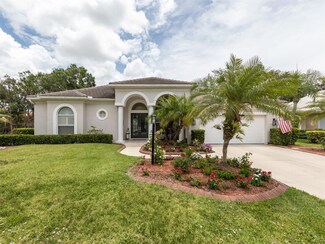 101 Wayforest Dr, Venice, FL 34292