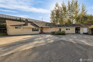 13718 Macadam Rd S, Tukwila, WA 98168