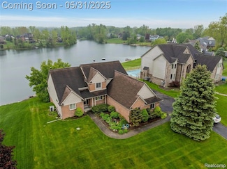 4470 Coastal Pkwy, White Lake, MI 48386