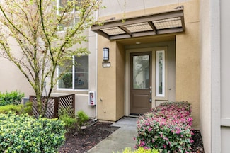 1915 Cadence Ln, Milpitas, CA 95035