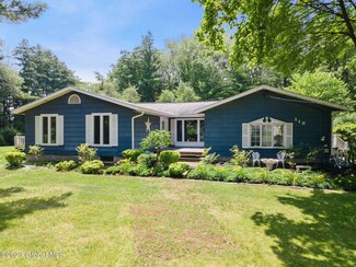 118 Evans Rd, Schenectady, NY 12306