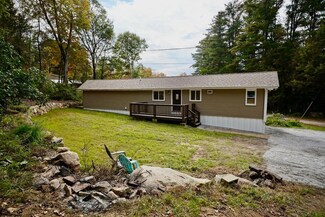 32 Hillside Dr, Allenstown, NH 03275