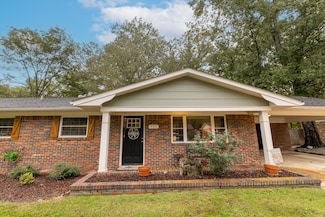 711 Cypress Rd, Starkville, MS 39759