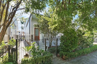 3530 Annunciation St, New Orleans, LA 70115