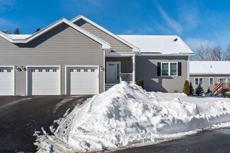 15 Cricket Ln Unit 15, Tyngsboro, MA 01879