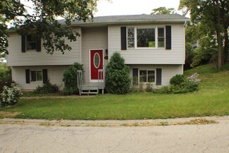 35516 N Everett Ave, Ingleside, IL 60041