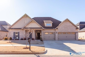 423 Wood Sage Ln, Huntsville, AL 35824