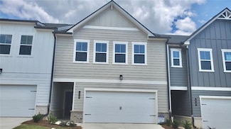 620 Point Place Dr, Loganville, GA 30052