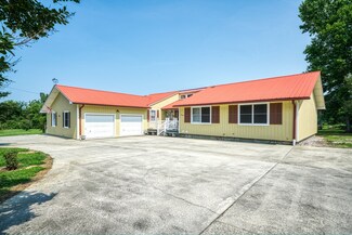2101 Elmore Town Rd, Baxter, TN 38544