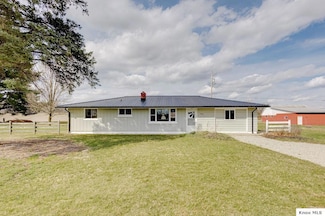 6521 Mount Gilead Rd, Fredericktown, OH 43019