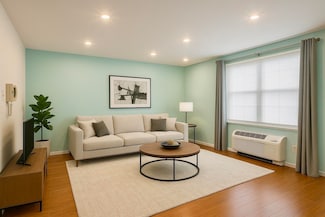 144 70th St Unit 2D, Guttenberg, NJ 07093