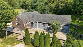 100 E Pawnee Dr, Powell, OH 43065