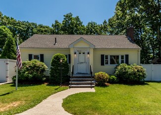 75 Eastwood Circuit, West Roxbury, MA 02132