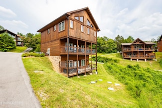 4445 Shangrila Way, Sevierville, TN 37876