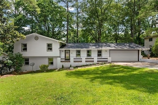 4214 Williamsburg Dr, Atlanta, GA 30337