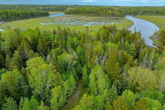 126 Point St, Columbia Falls, ME 04623