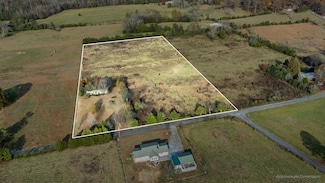 463 Davis Rd SE, Old Fort, TN 37362