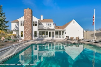 130 Lippincott Rd, Little Silver, NJ 07739